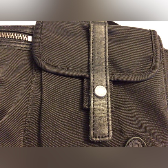 Lululemon Athletica Nylon Leather Trim Zip Cross Body Hip Bag Fanny Travel - Picture 6 of 8